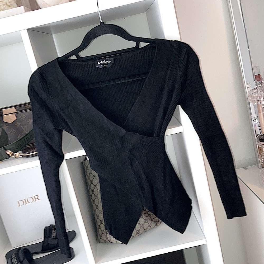 BEBE long sleeve sweater top w/ crisscross detail